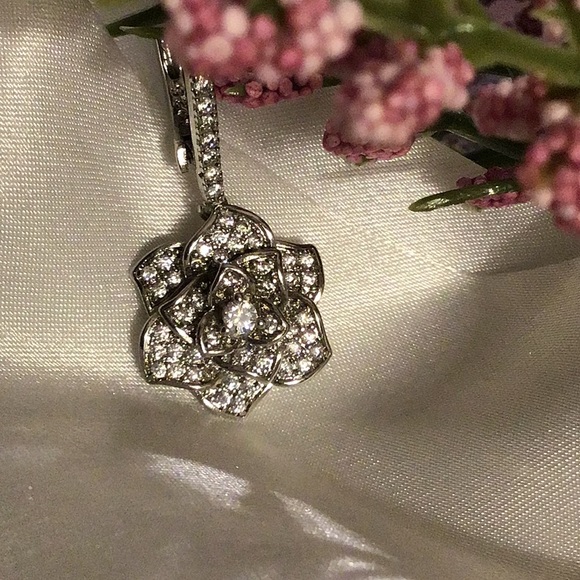 Rose Earrings - Picture 2 of 11